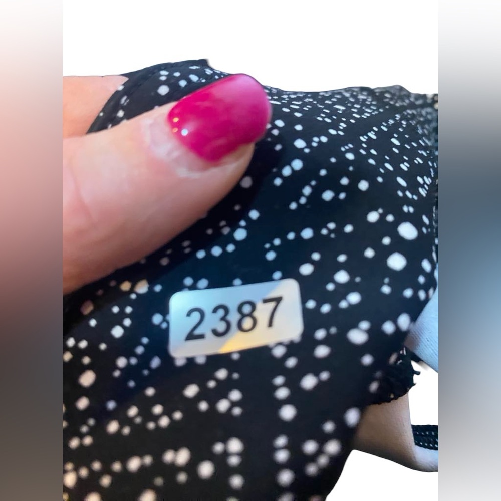 Lululemon Block Color Active Leggings Size 6 - image 5